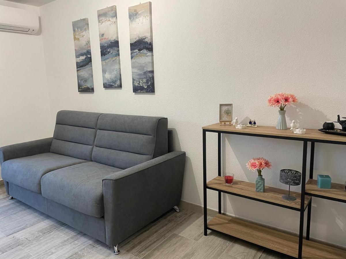 Appartement De Charme A 2 Min De La Plage Vallauris Eksteriør bilde